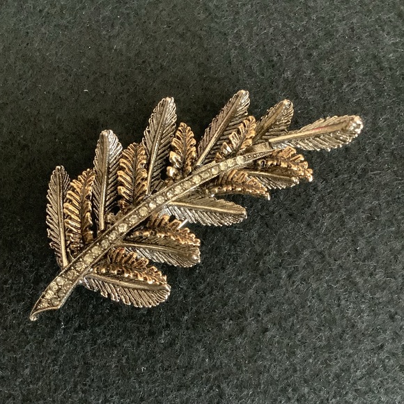 Vintage ART signed brooch. - Picture 1 of 5